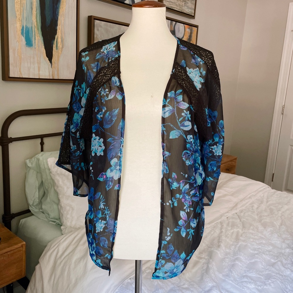 Express Kimono Top